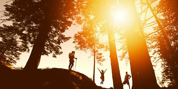 7 Best Hiking Trails For Beginners Around The World